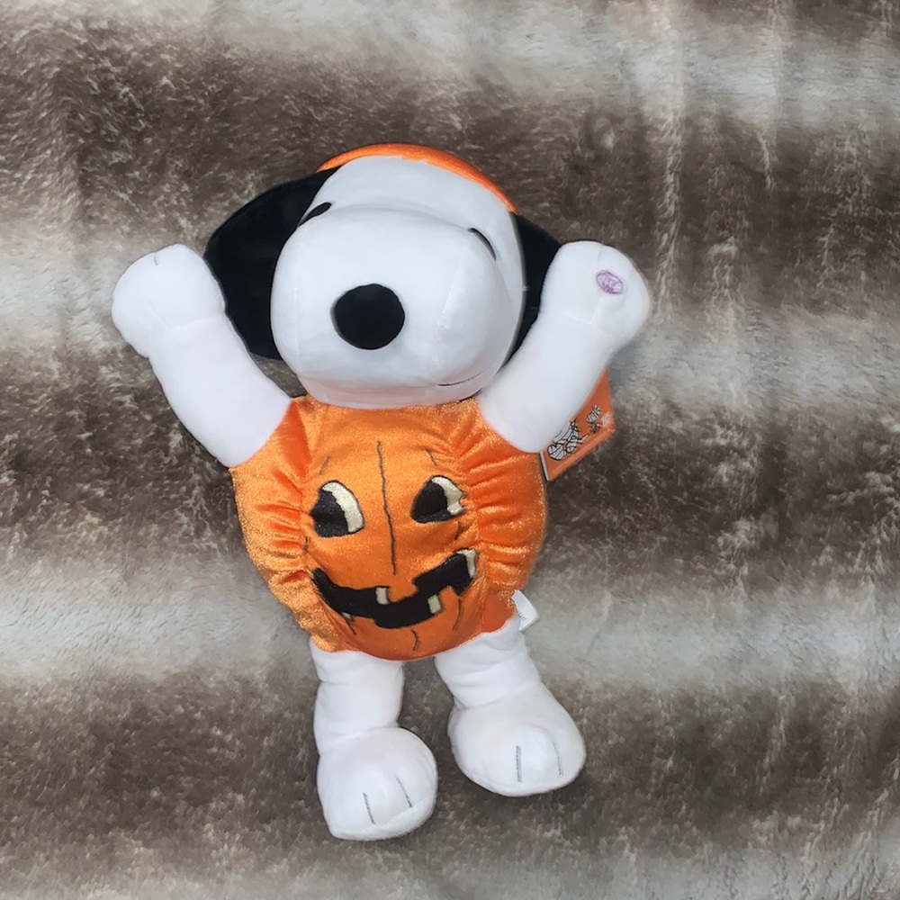 Snoopy Plush Halloween